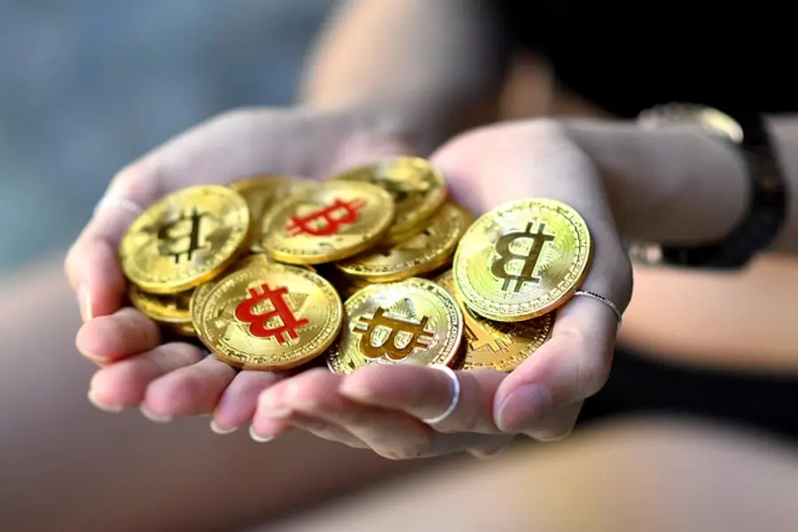 Mineradoras de Bitcoin adotam padrão Stratum V2 para descentralização