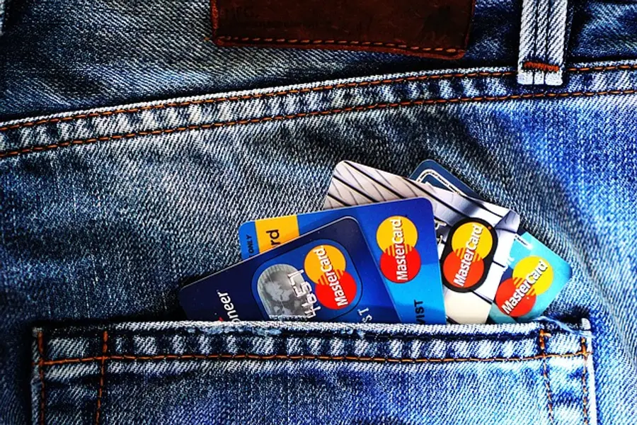 Dívida do cartão: Como o desemprego gerou alta de 10% no patrimônio