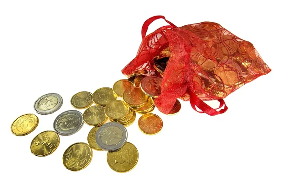 Hungria: Esqueletos no Orçamento Ameaçam Meta de Crescimento