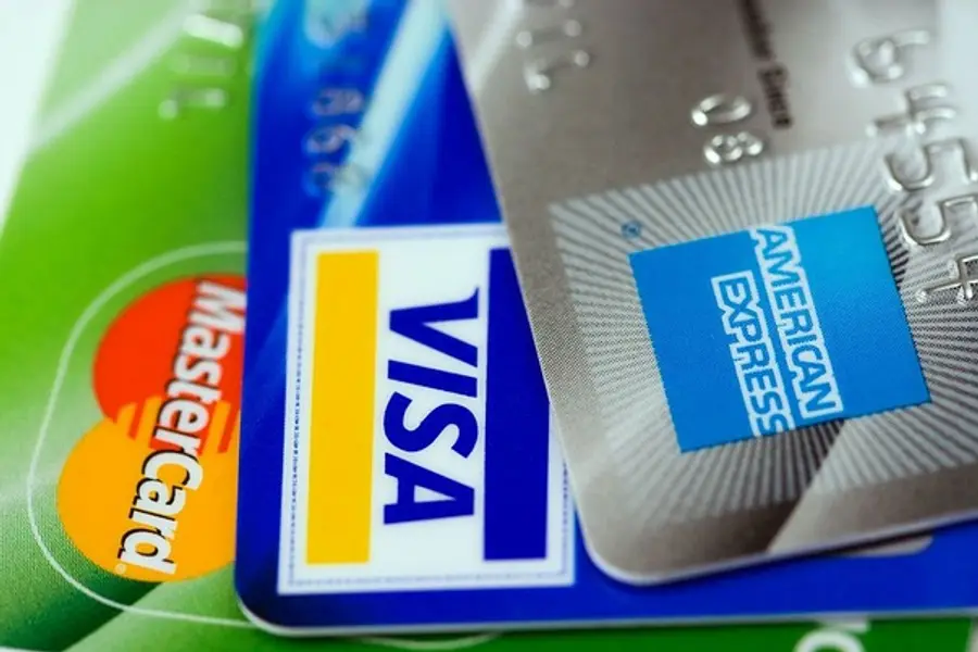 Solayer USDC Visa card integra cripto ao varejo global