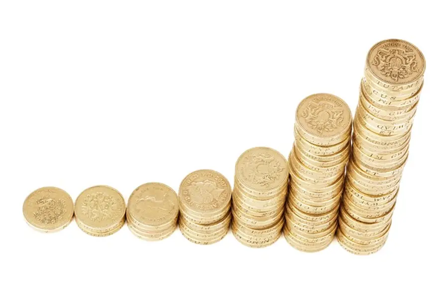 XRP: Acúmulo de baleias projeta alta para US$ 2,70 até 2026.
